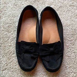Ugg suede bow loafers black size 9